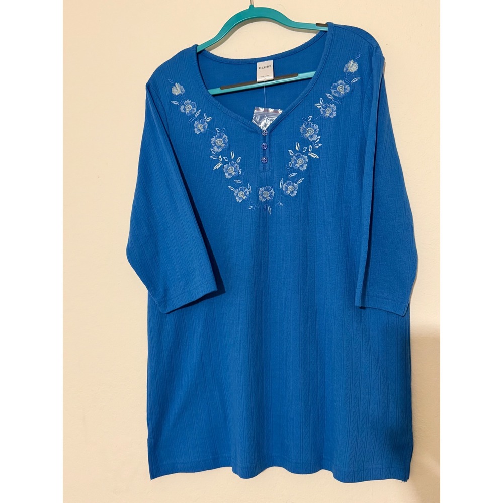 Blair Blue Floral Embroidered Pointelle Knit Top V-Neck 3/4 Sleeve Large